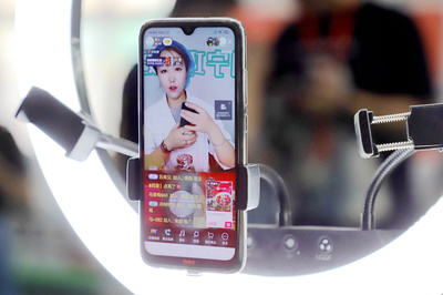 石榴花開 籽籽同心 閩寧禾美扶貧車間里的“水花”——計算機技術培訓點亮希望之光